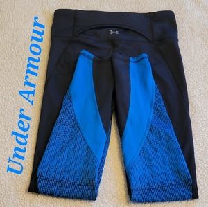Under Armour women's black & blue  cold weather leggings w/hidden pocket. Sz: S